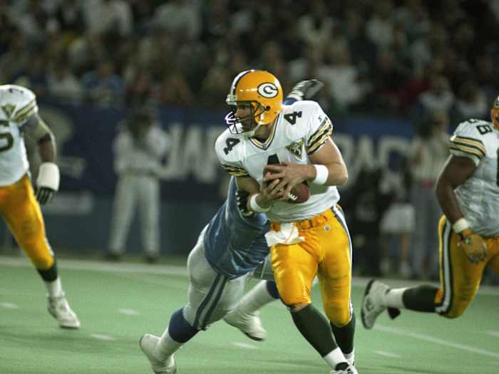favre-1994-wild-card-packers-lions.jpg